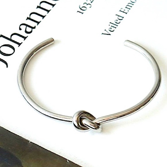 Tie Knot Silver Bangle Cuff Bracelet - Picture 3 of 8